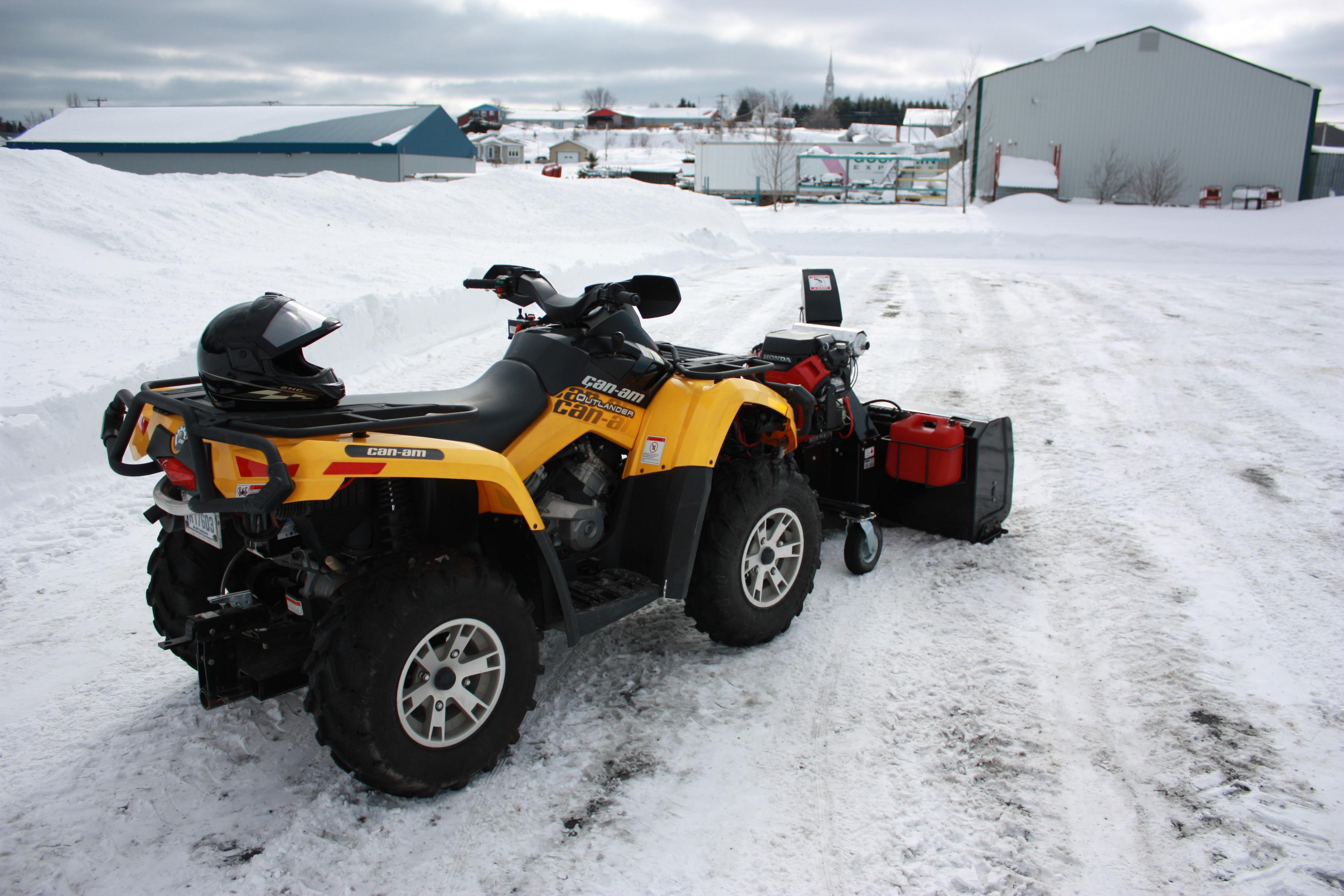 Can-Am Outlander with Snow blower